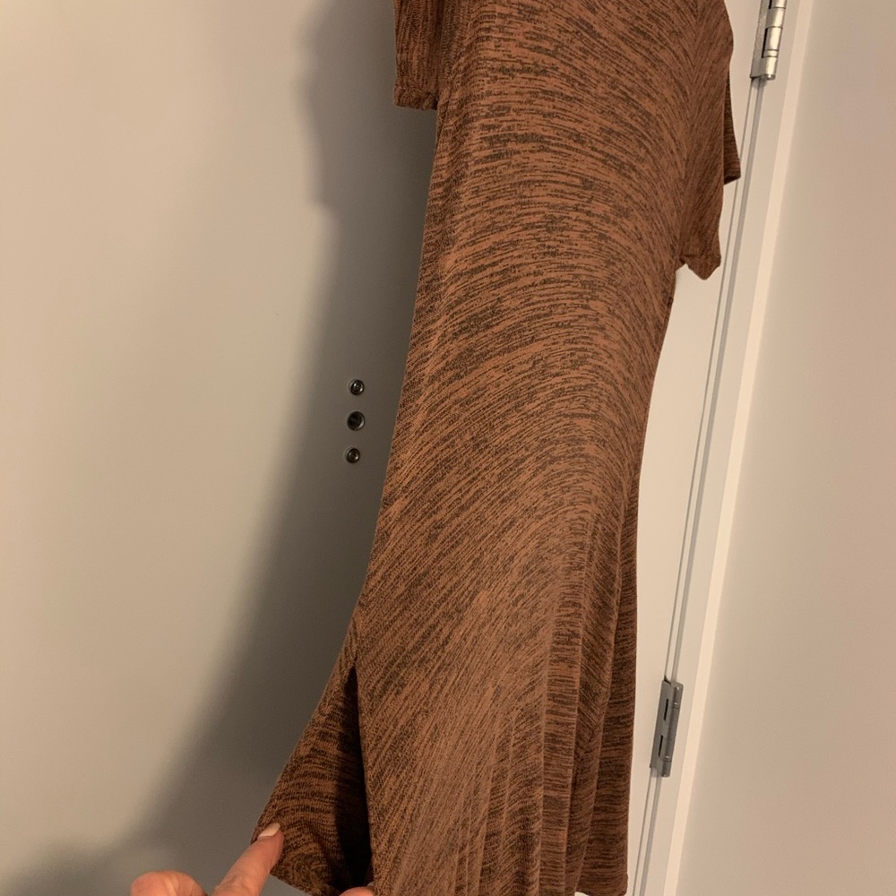 Dress - Picture 2 of 4